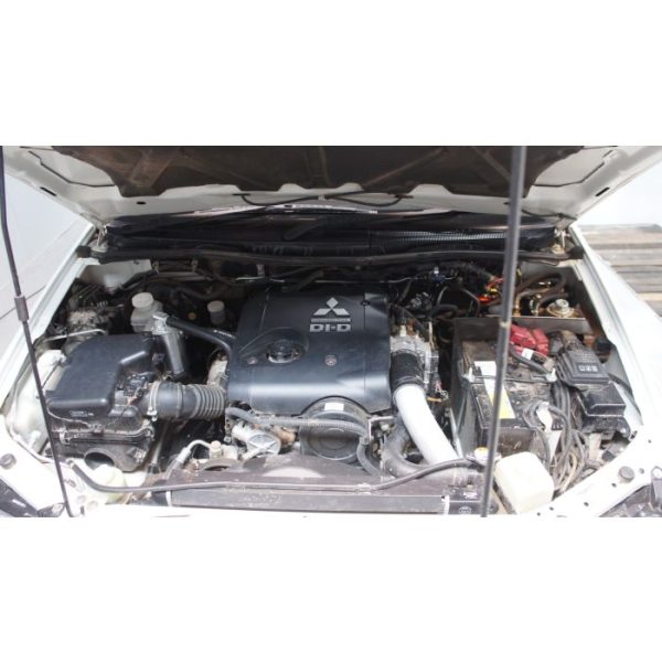 MITSUBISHI TRITON INTERCOOLER 2.5L 2005 2015 2 600x600
