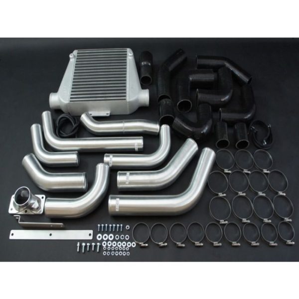 TOYOTA LANDCRUISER 100 SERIES INTERCOOLER 1HZ CENTER 600x600