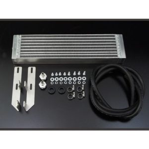 TOYOTA LANDCRUISER 100 SERIES WITH 1HZ TRANSCOOLER KIT 300x300