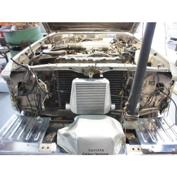 TOYOTA LANDCRUISER 60 SERIES INTERCOOLER 2 600x600