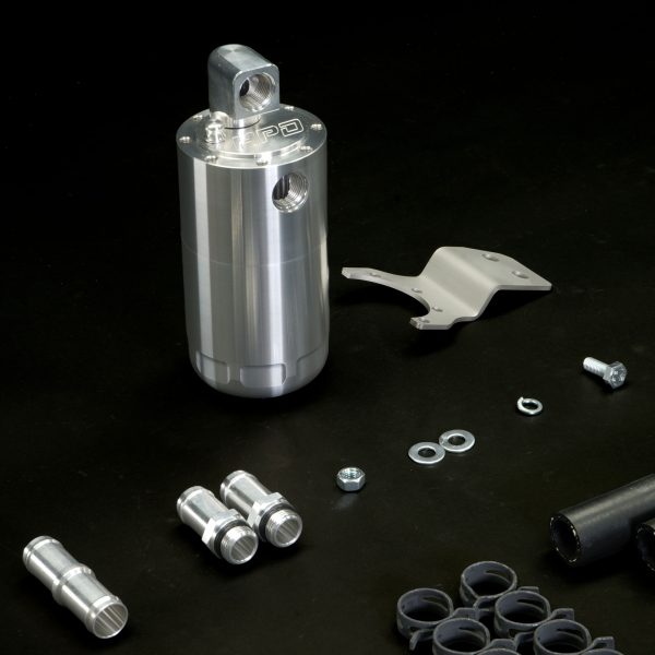 Close up of HPD Catch Can kit for HPD Catch Can for Nissan Navara D27 showing lasercut stainless steel bracket and CNC machined fittings