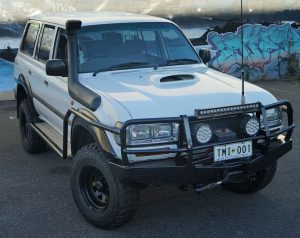 Bonnet Scoop 80 Series 1 300x238